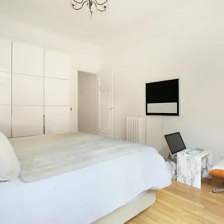 District A Bright And Peaceful Pied A Terre Lejlighed *